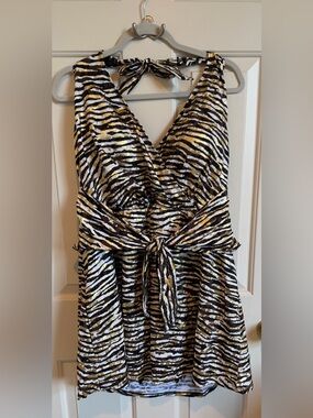 NWT Swimsuits For All Halter One Piece Size 24 Gold & Black Skirted